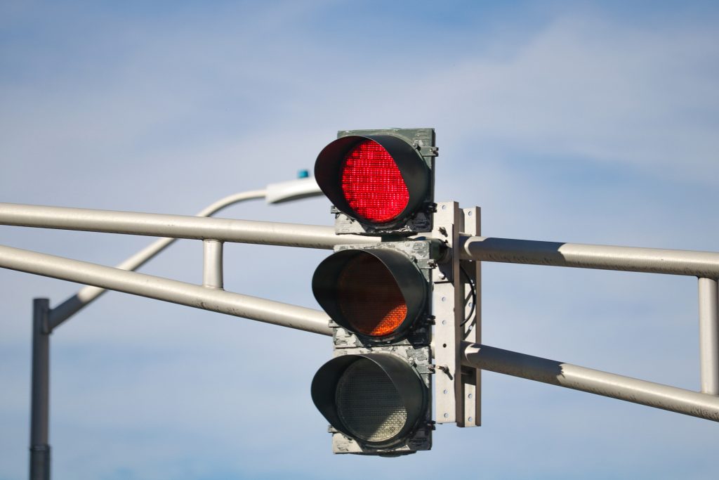 New Rule on Right Turns at Red Lights in Montana: Everything Drivers Need to Know