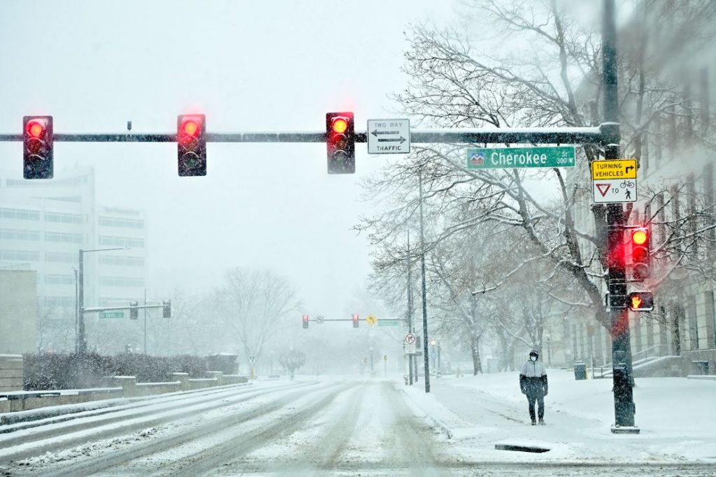 Rhode’s New Rule on Right Turns at Red Lights: Everything You Need to Know